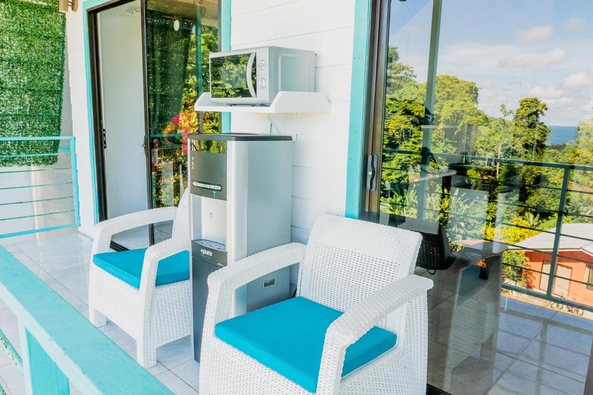 Ocean'S Breeze Apartment And Rooms Puerto Viejo de Talamanca Extérieur photo