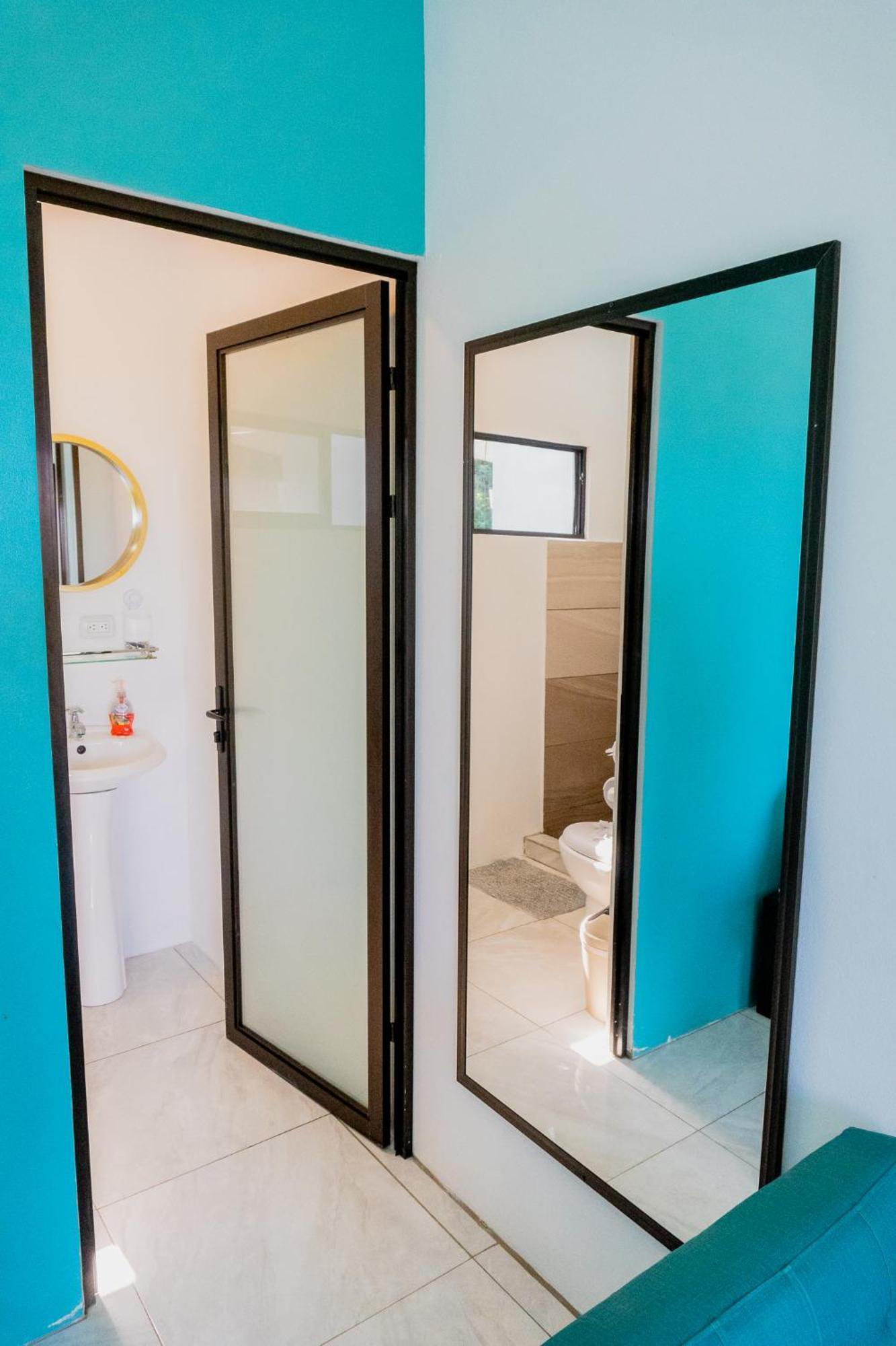 Ocean'S Breeze Apartment And Rooms Puerto Viejo de Talamanca Extérieur photo