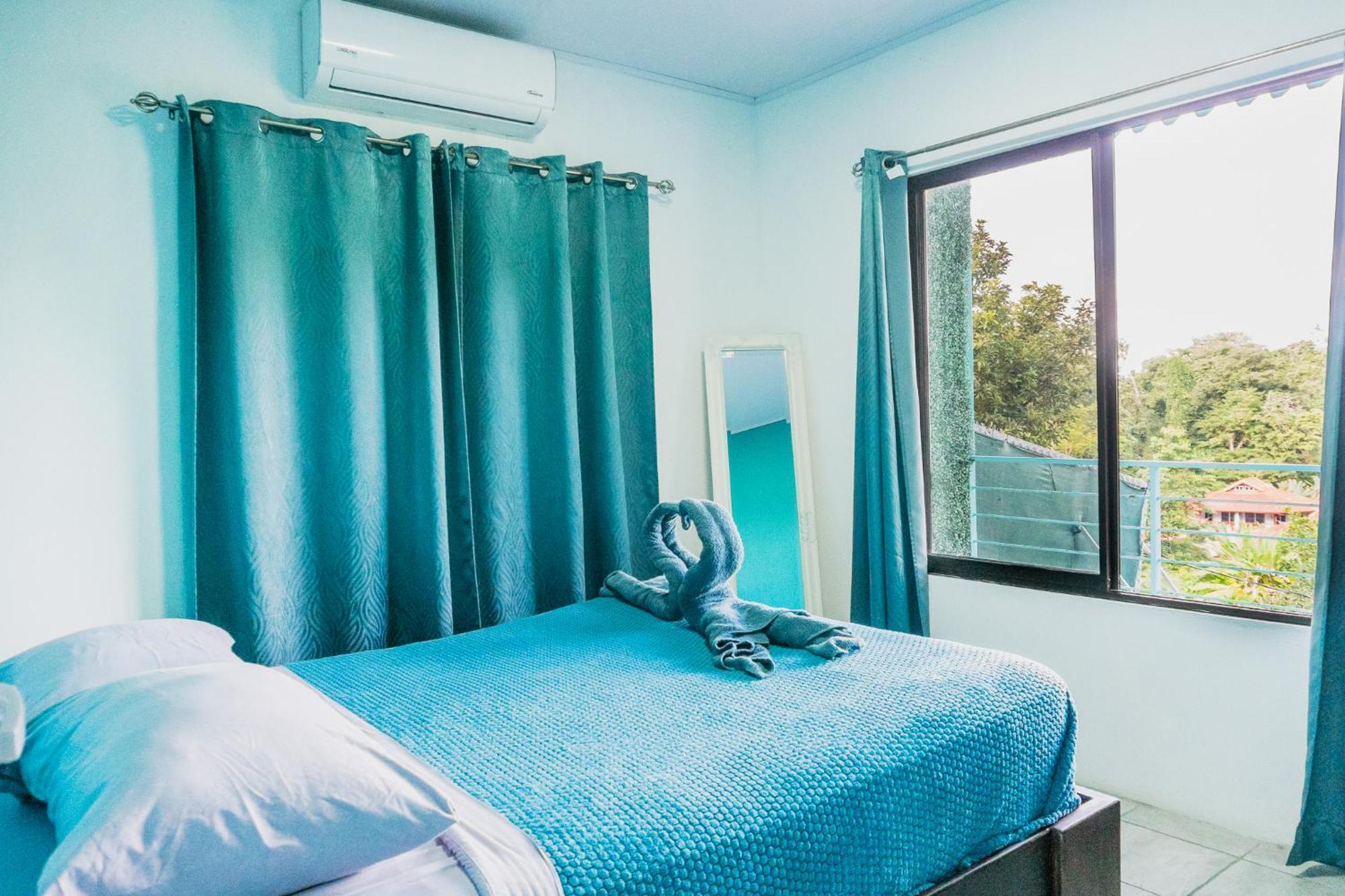 Ocean'S Breeze Apartment And Rooms Puerto Viejo de Talamanca Extérieur photo