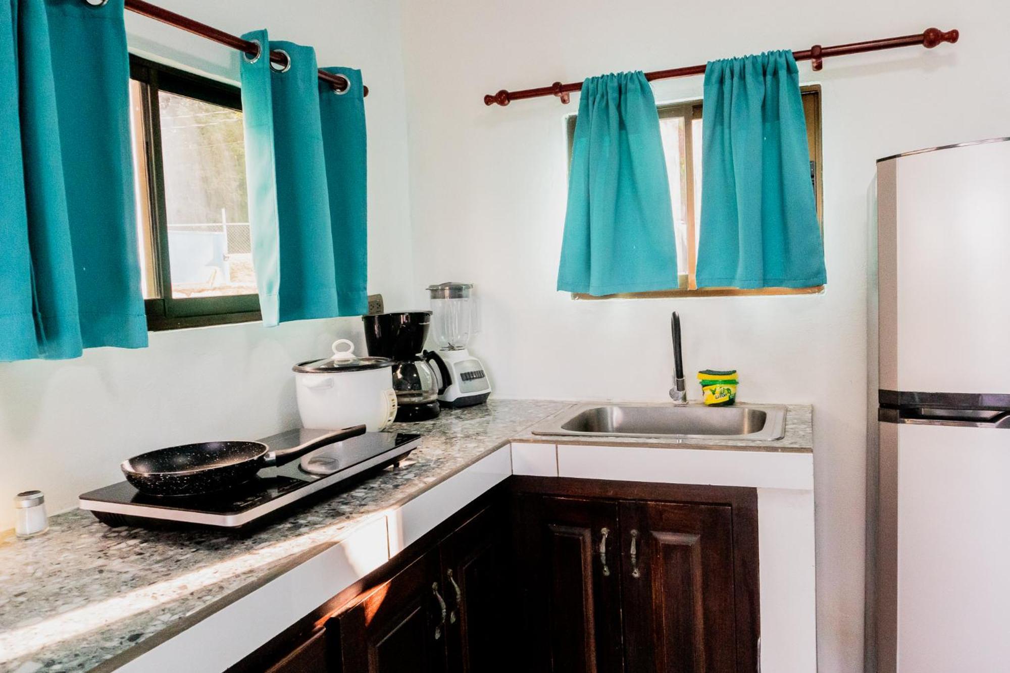 Ocean'S Breeze Apartment And Rooms Puerto Viejo de Talamanca Extérieur photo