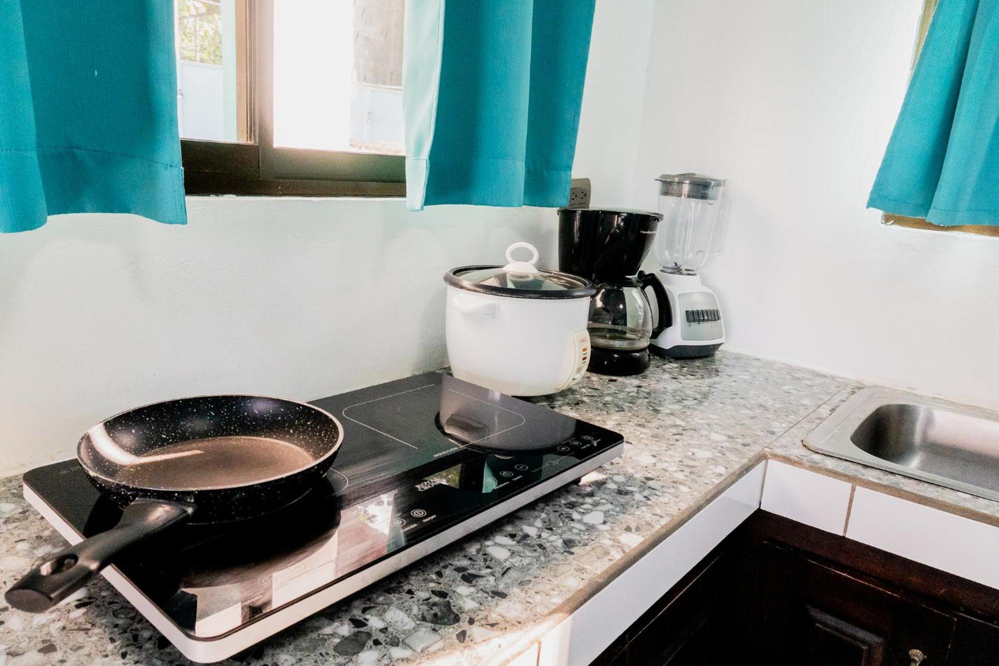Ocean'S Breeze Apartment And Rooms Puerto Viejo de Talamanca Extérieur photo